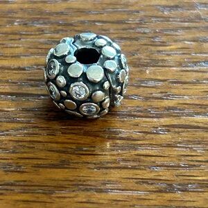 Pandora Clip Charm Condition: Like New